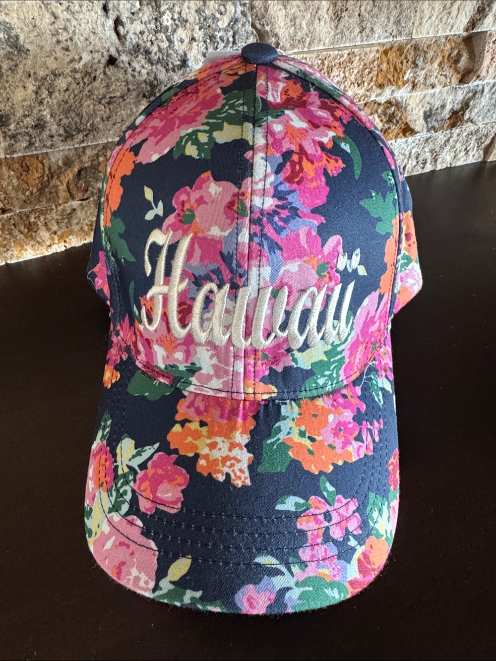 ✨NWT✨ Robin Ruth Hawaii Floral Baseball Cap 🌺